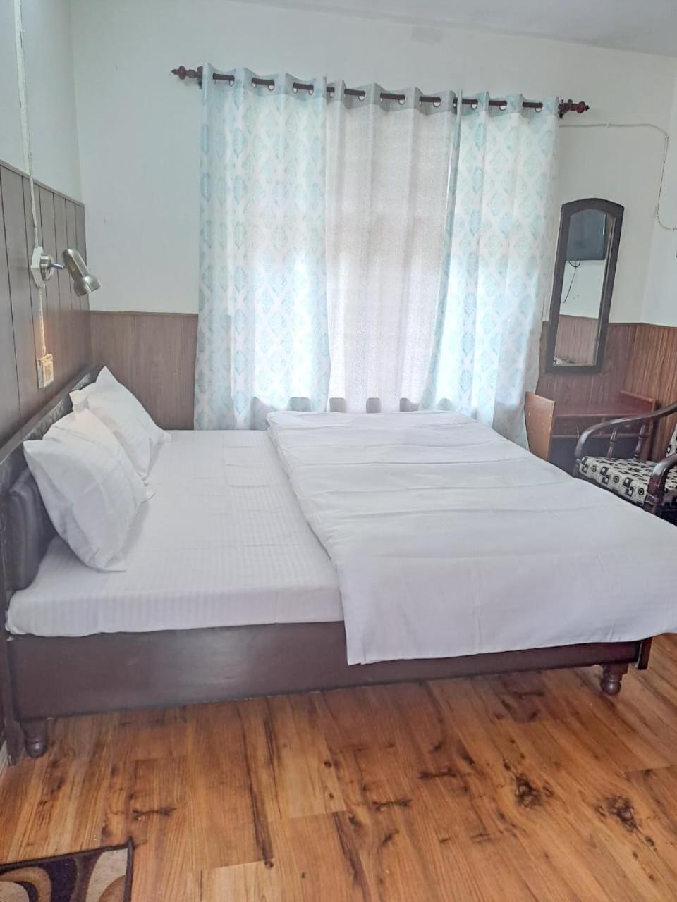 Hotel Gyespa Kyelang Zewnętrze zdjęcie